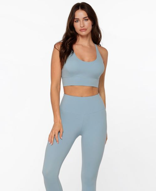 Lorna Jane: Lo Stile Attivo che Rivoluziona il Fitness Quotidiano