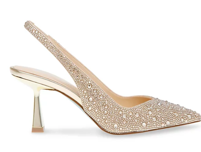 Betsey Johnson: L'Universo Pop e Irresistibile della Moda Americana che Incanta l&rsquo;Italia